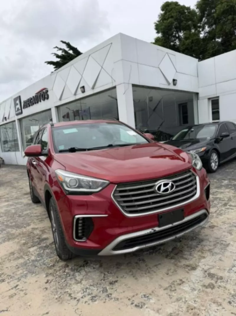 Hyundai Santa Fe - 2017