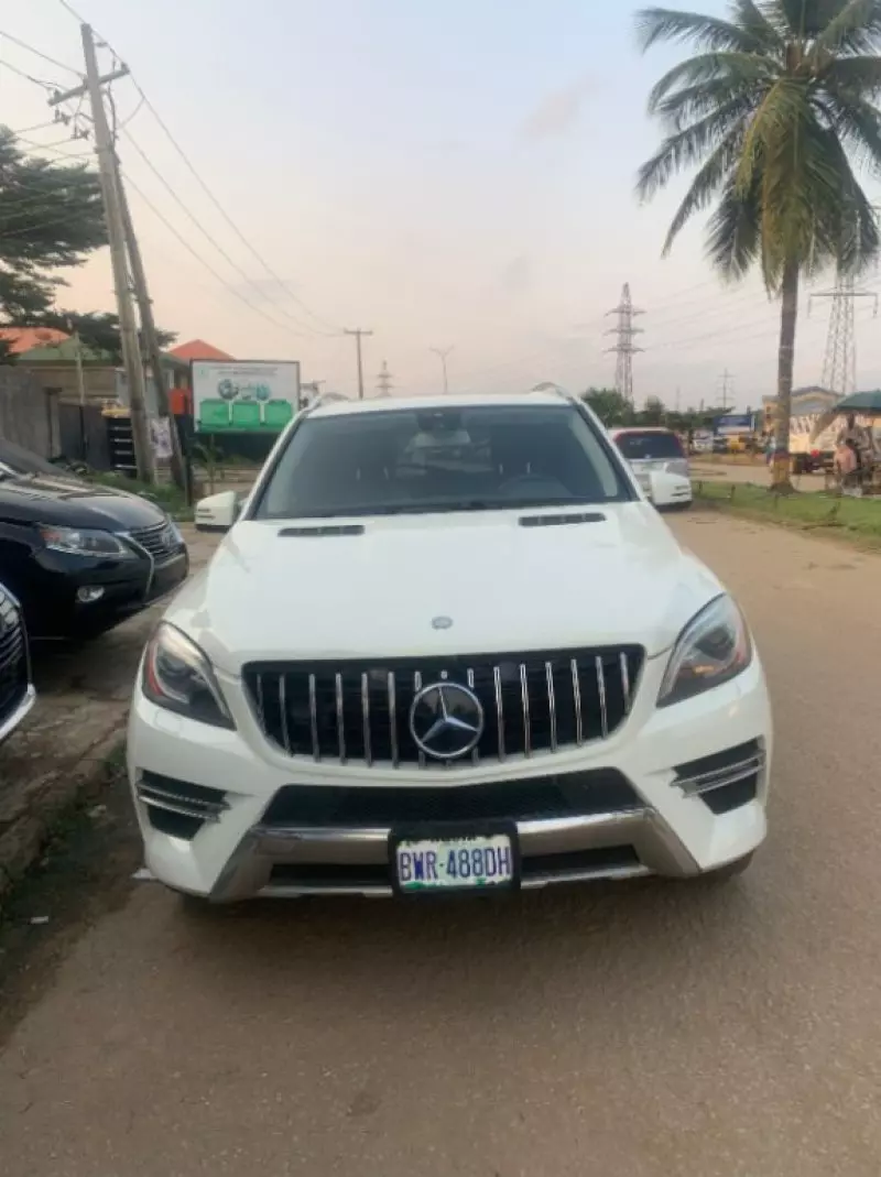Mercedes-Benz ML 350   - 2012