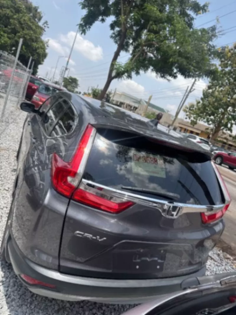 Honda CR-V   - 2017