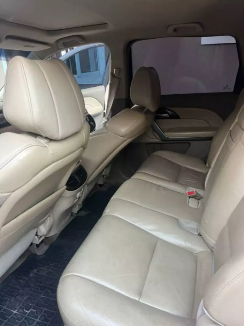 Acura MDX   - 2010
