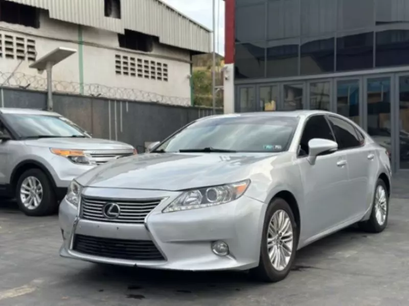 Lexus ES - 2013