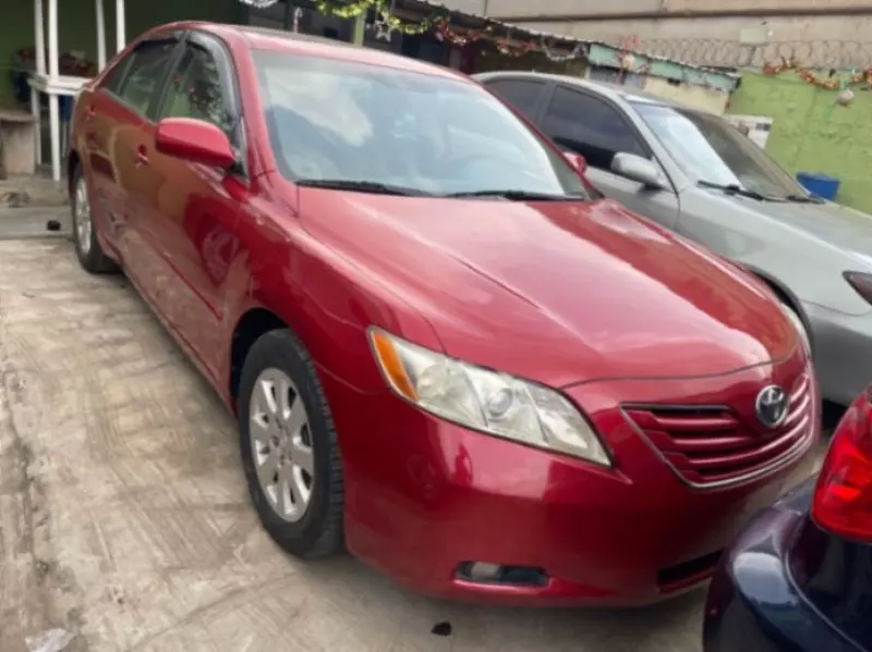 Toyota Camry   - 2008