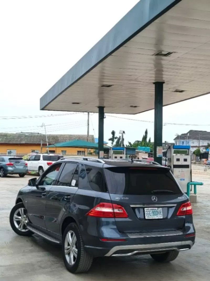 Mercedes-Benz ML 350   - 2012