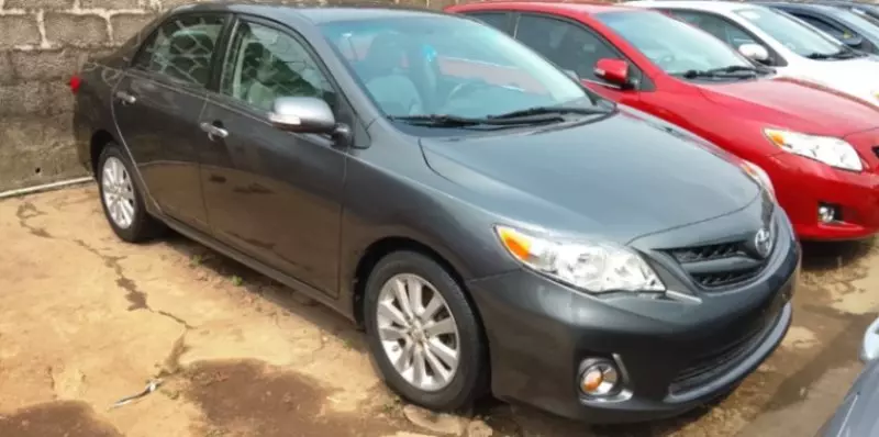 Toyota Corolla   - 2013