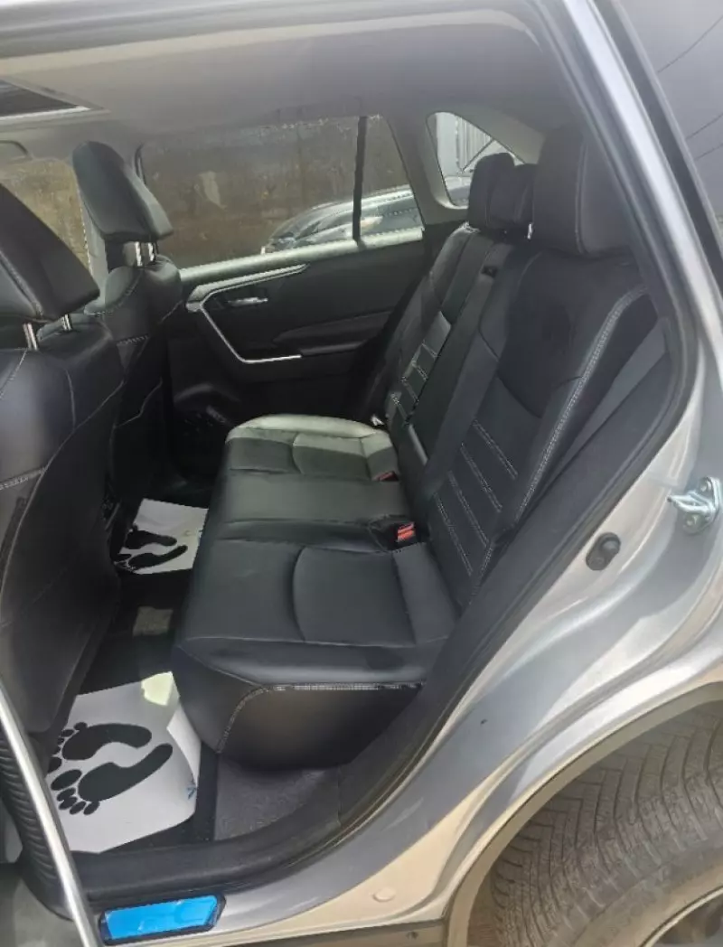 Toyota RAV4 - 2024