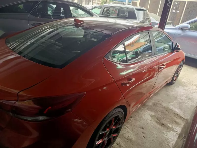 Hyundai Elantra   - 2017