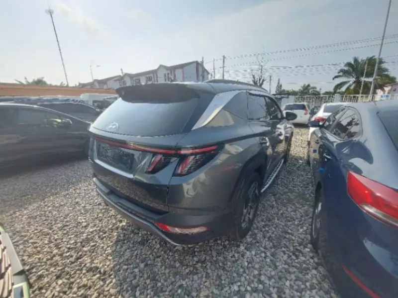 Hyundai Tucson   - 2022