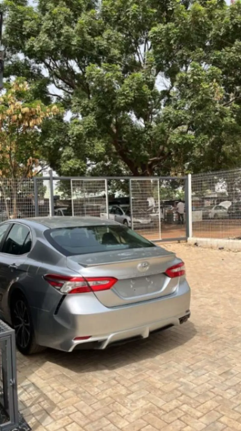 Toyota Camry   - 2019
