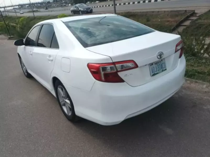 TOYOTA Camry   - 2014