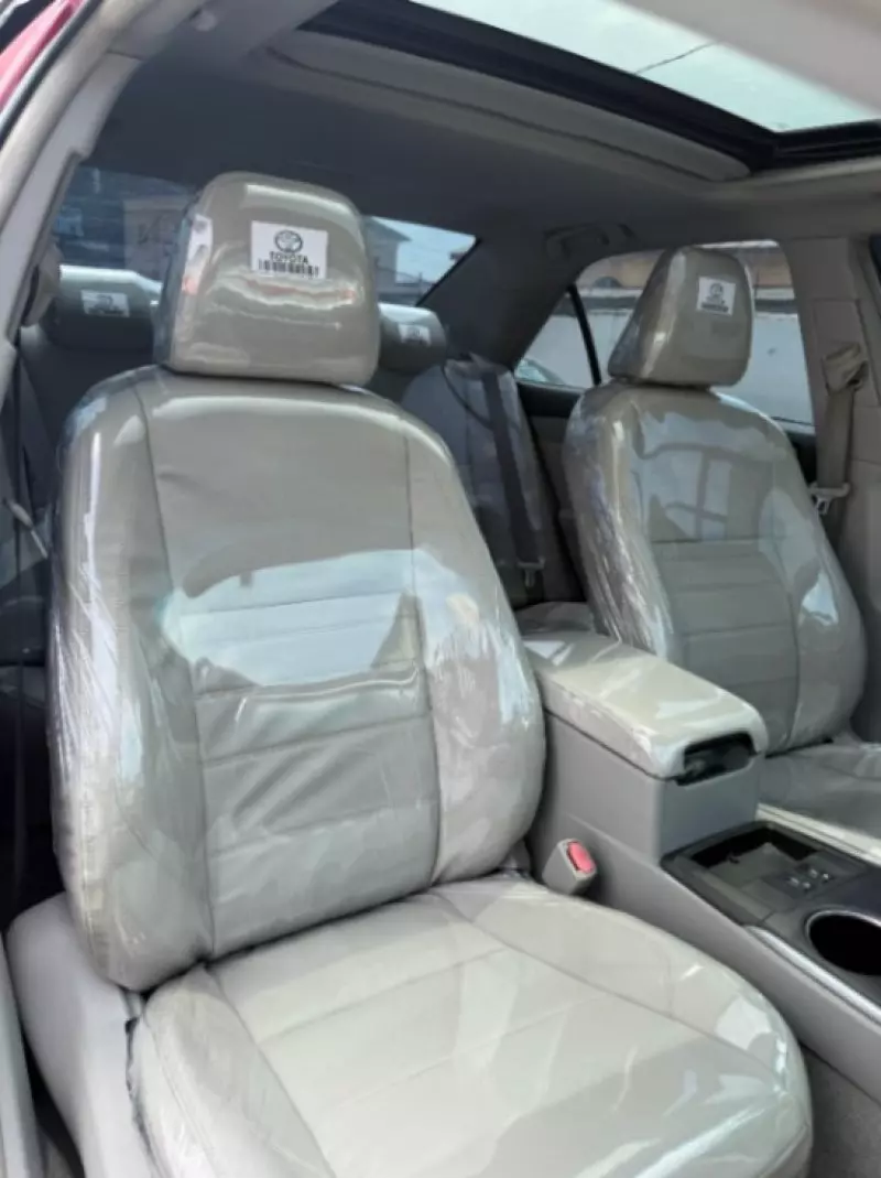 Toyota Camry   - 2015