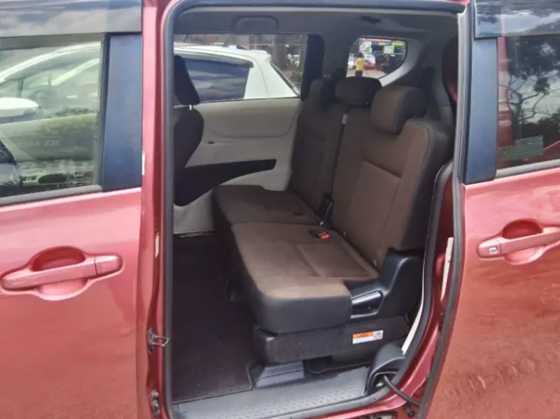 Toyota Sienta   - 2017