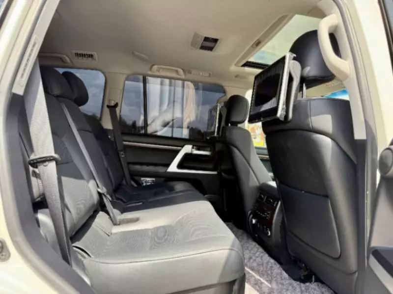 Toyota Landcruiser ZX   - 2018