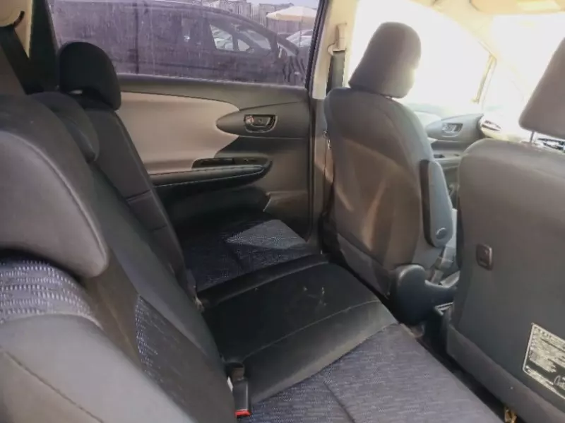 TOYOTA Wish   - 2011