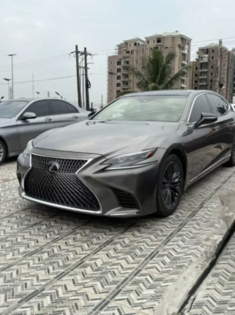 Lexus LS 500 - 2018