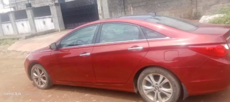 Hyundai Sonata   - 2013