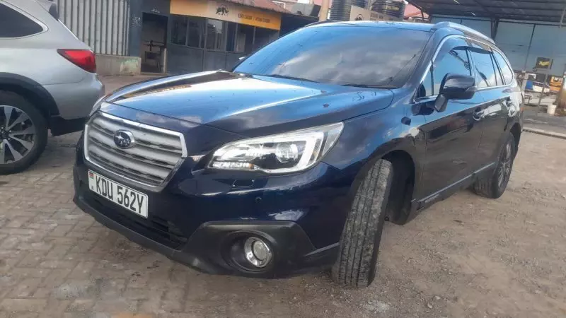 Subaru Outback   - 2015