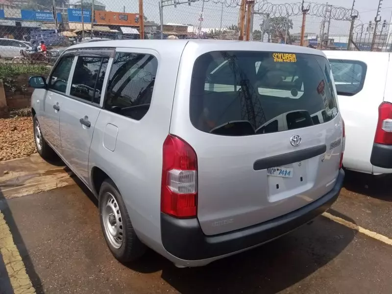 Toyota Succeed    - 2015