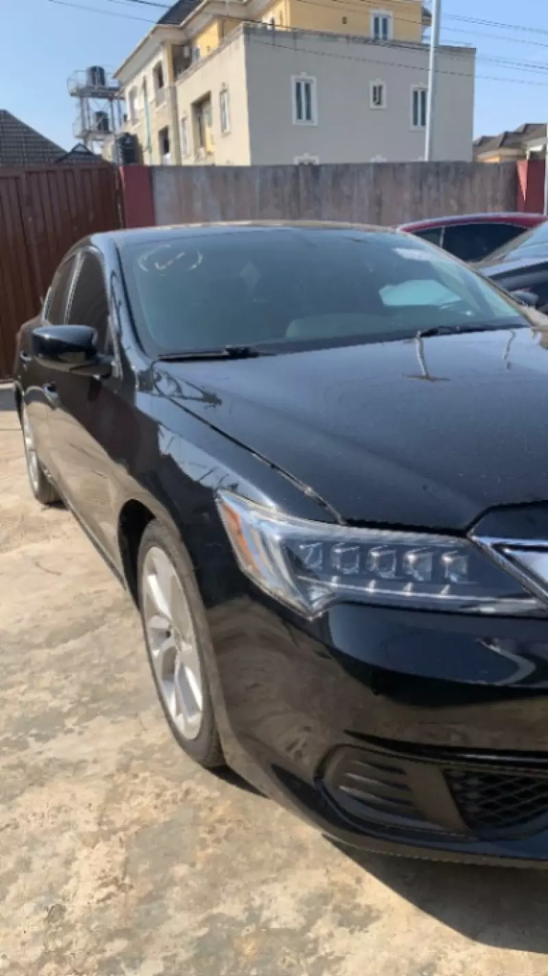Acura ILX   - 2018