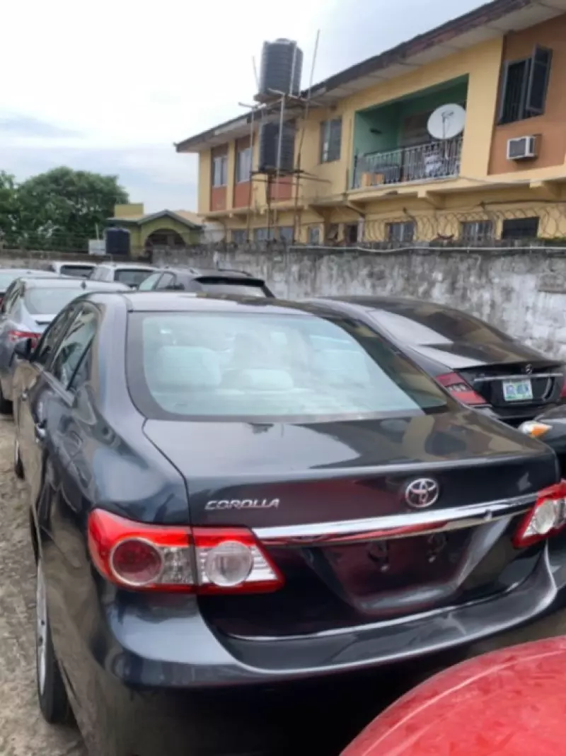 Toyota Corolla   - 2013
