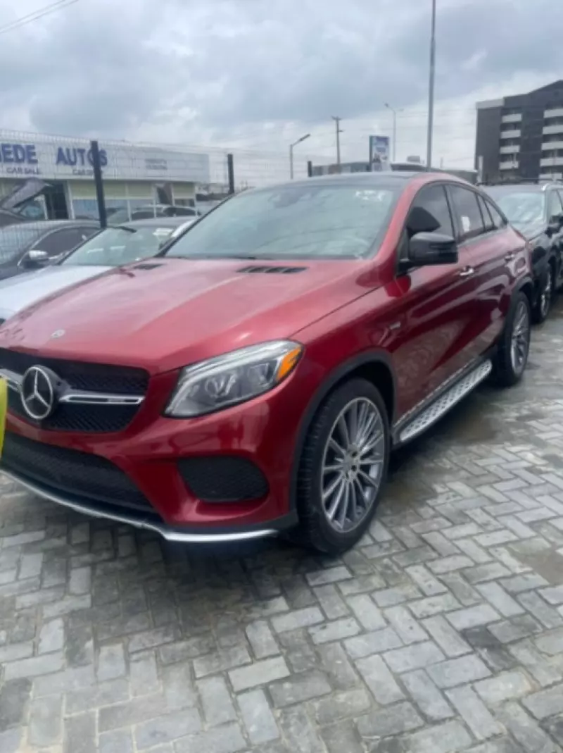 Mercedes-Benz GLE 350 - 2020