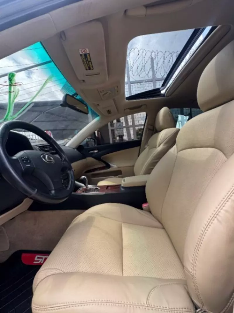 Lexus IS   - 2007