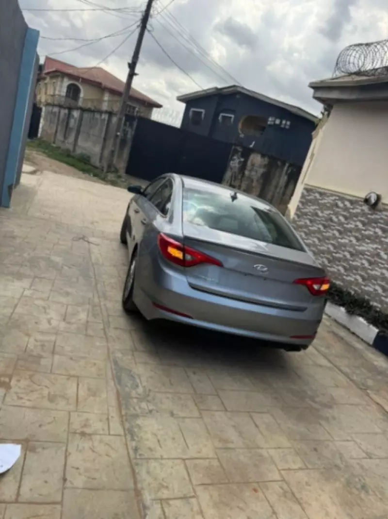 Hyundai Sonata   - 2017