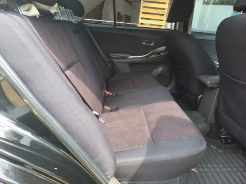 Toyota Premio    - 2016