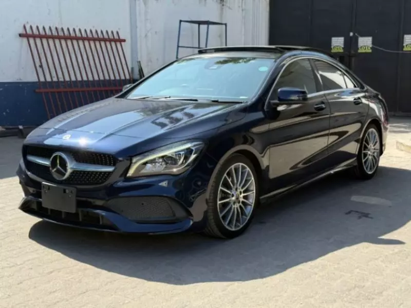 Mercedes-Benz CLA 180   - 2018