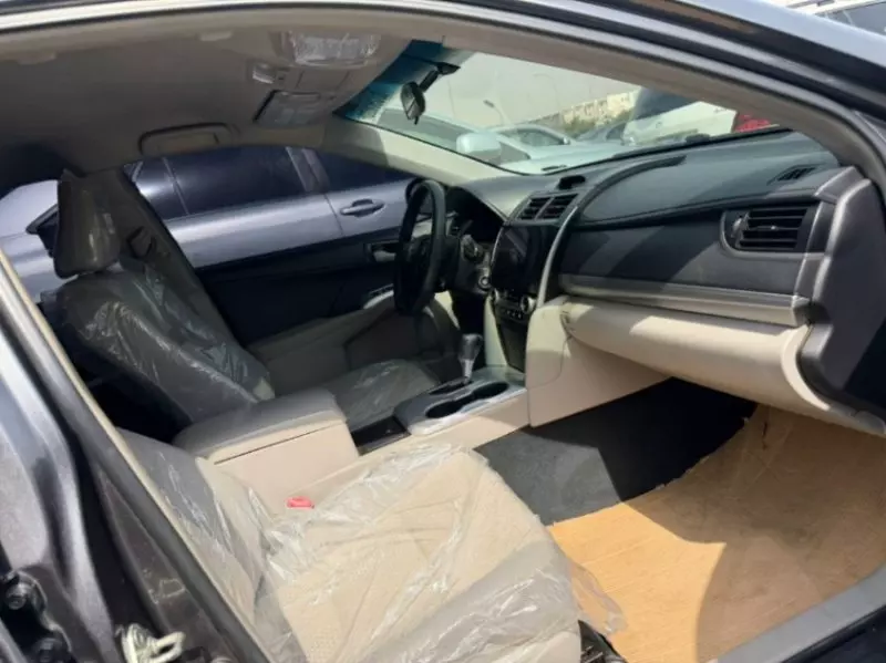 Toyota Camry   - 2014