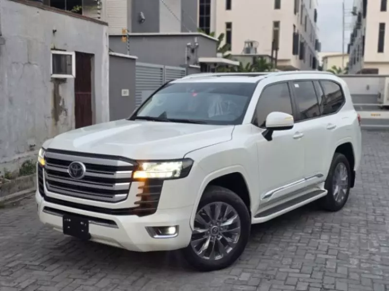 Toyota Land Cruiser   - 2022
