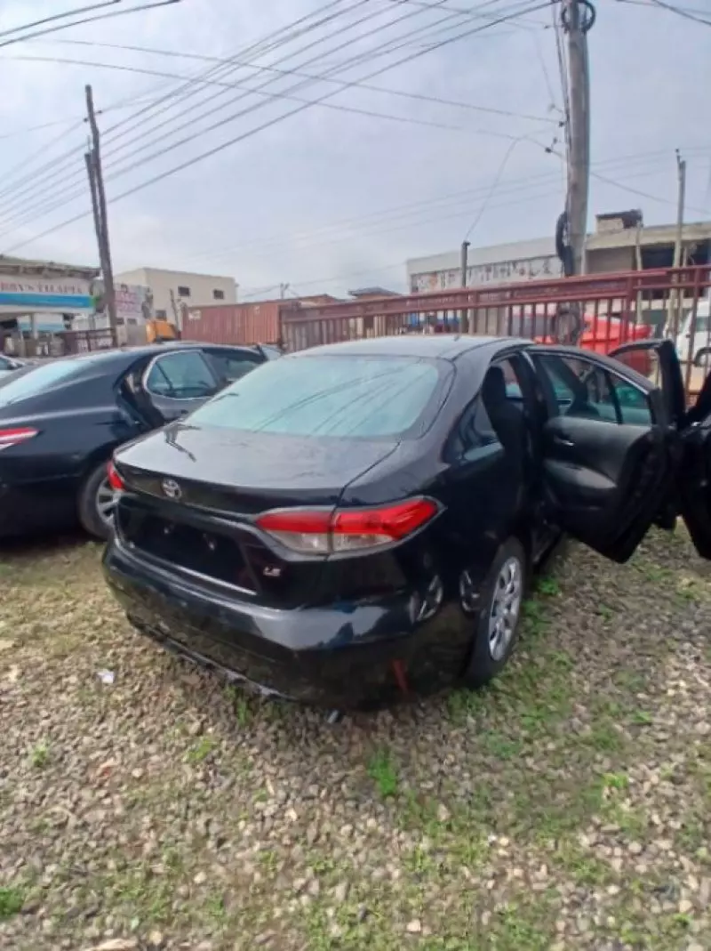 TOYOTA Corolla   - 2021