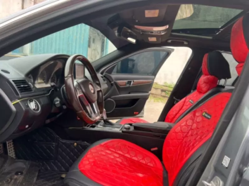 Mercedes-Benz GLC 300   - 2011