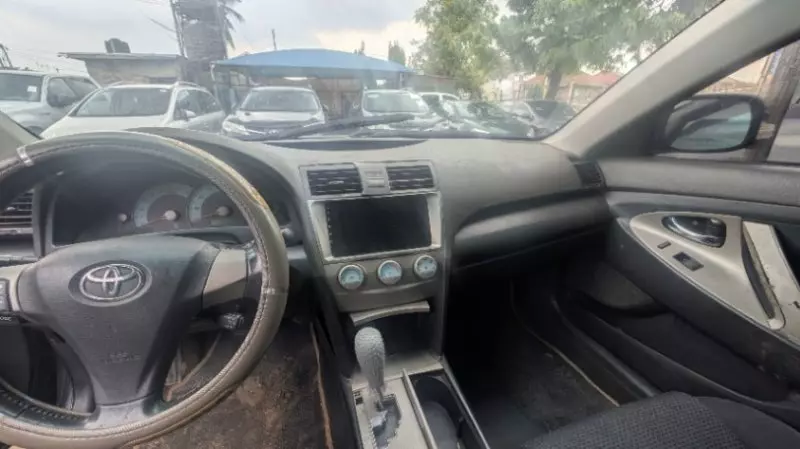 Toyota Camry - 2008