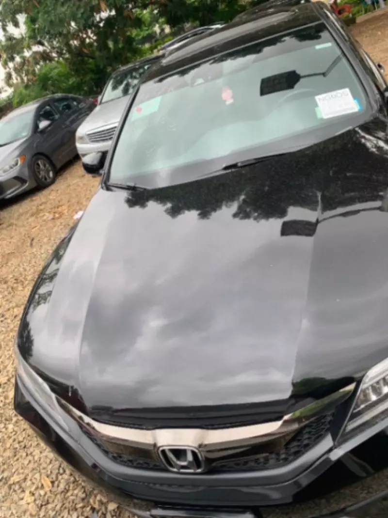 Honda Accord   - 2016