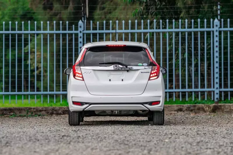 Honda Fit Hybrid    - 2019