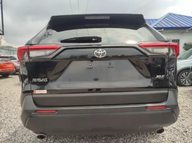 TOYOTA RAV4   - 2024