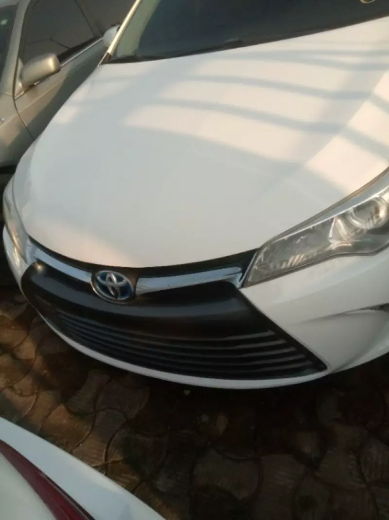 Toyota Camry   - 2015