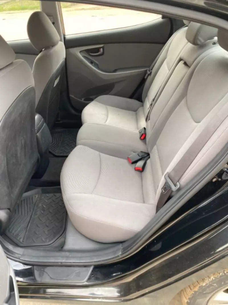 Hyundai Elantra   - 2014