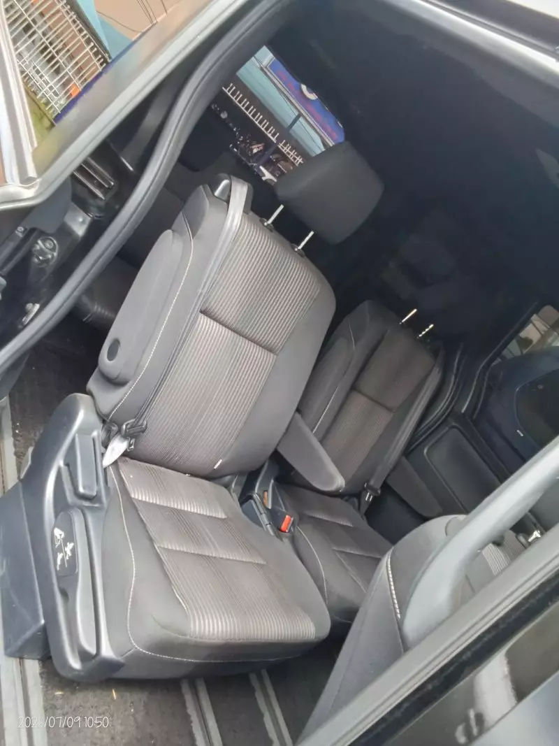 TOYOTA Voxy    - 2018