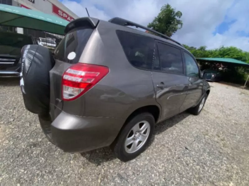 TOYOTA RAV 4   - 2009