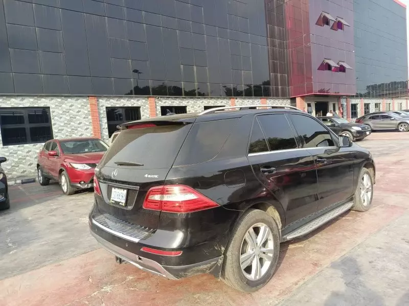 Mercedes-Benz ML-Class   - 2013