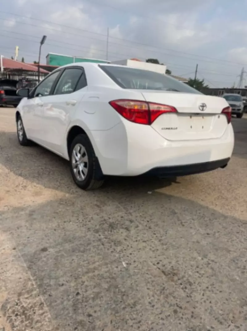 Toyota Corolla   - 2018