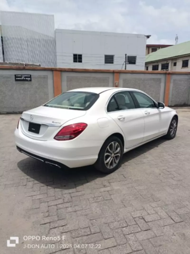 Mercedes-Benz C-Class   - 2015