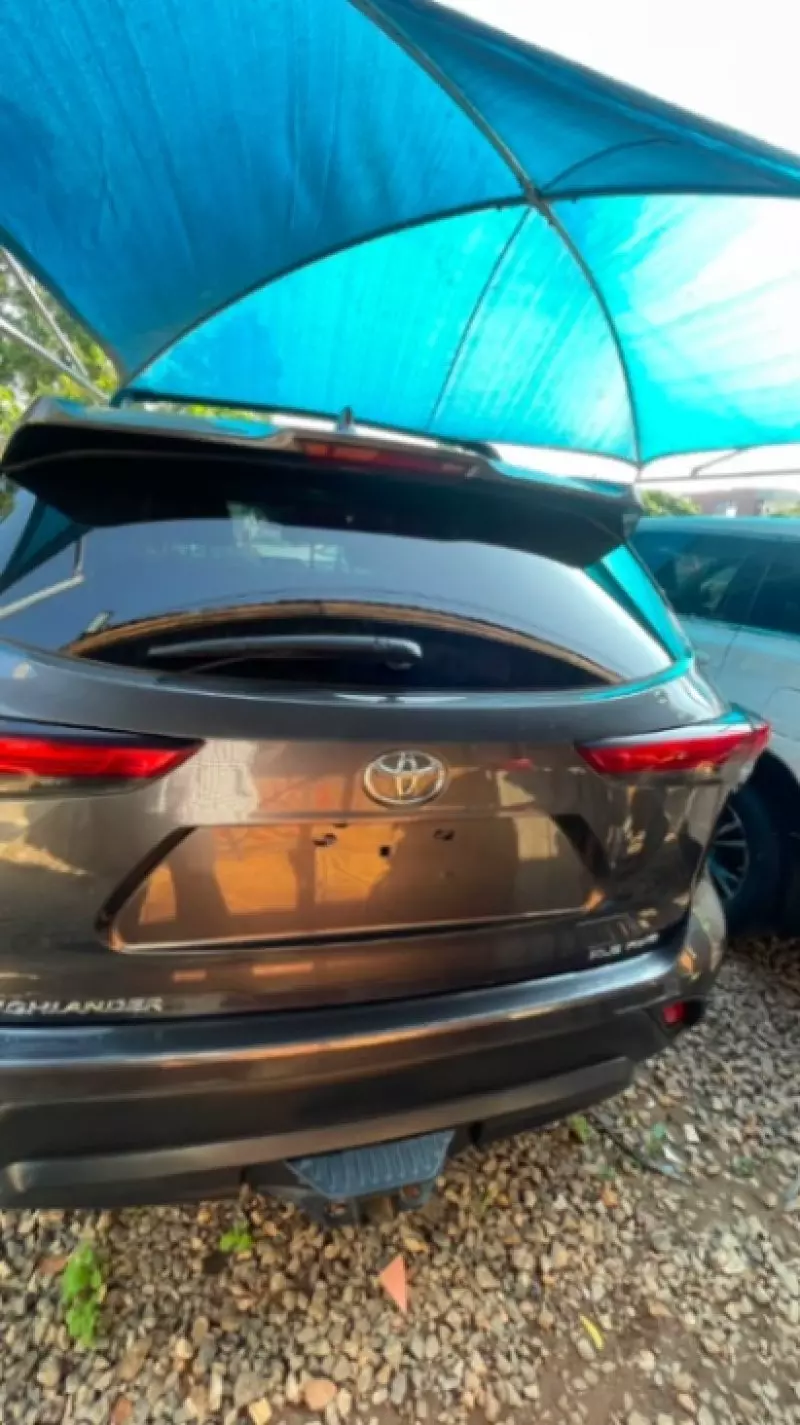 TOYOTA Highlander - 2022