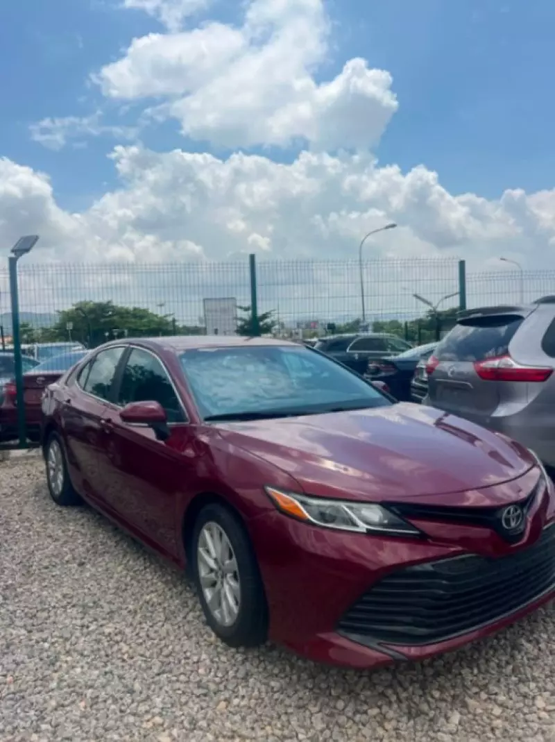TOYOTA Camry   - 2018