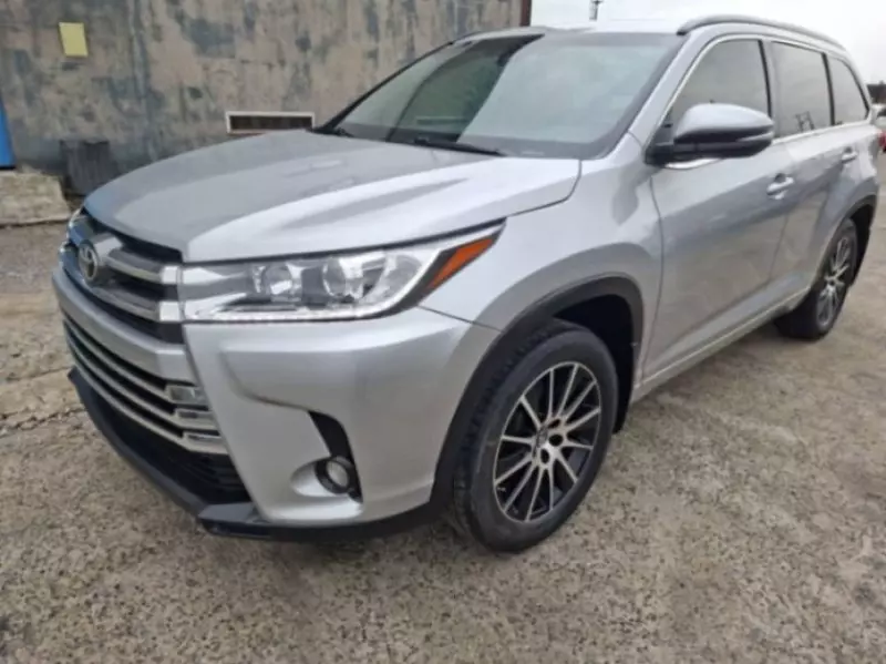 TOYOTA Highlander   - 2018