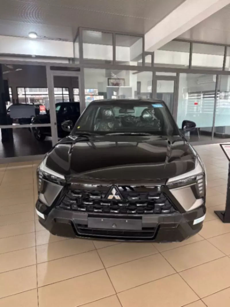 Mitsubishi Outlander Sport - 2026