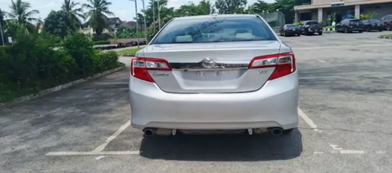 TOYOTA Camry   - 2012