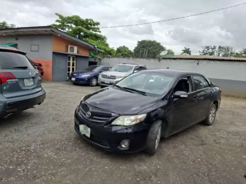 TOYOTA Camry   - 2013
