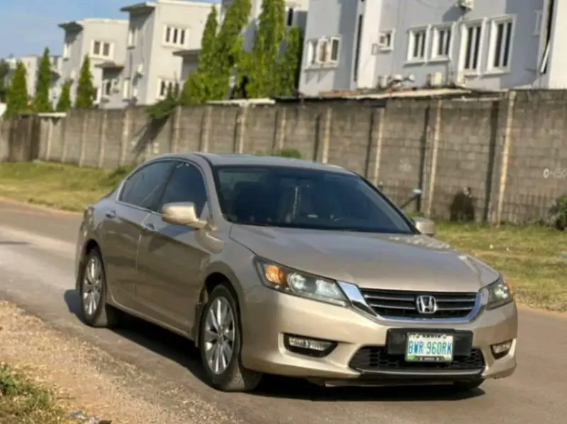 Honda Accord   - 2014